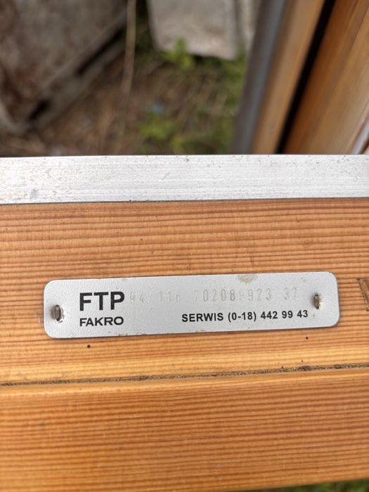 Okno dachowe Fakro FTP 94x118