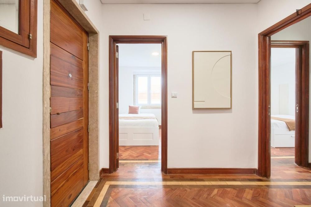 Quarto - localizado em São Sebastião Lisbon