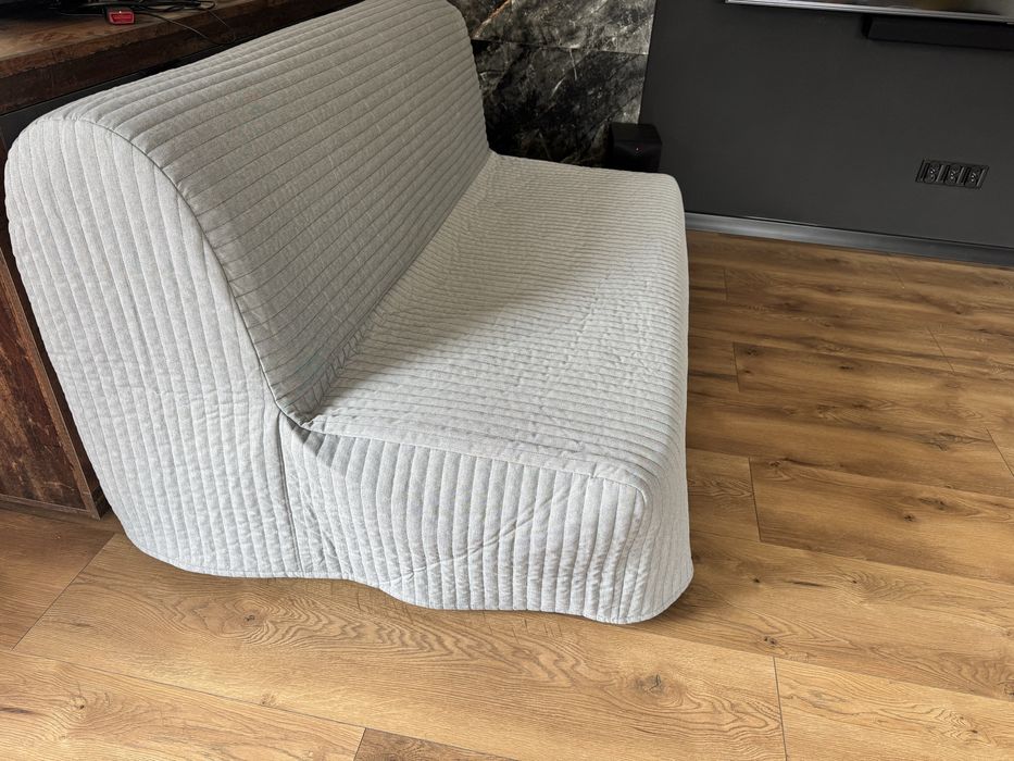Sofa dwuoaobowa rozkladana do spania  140x200