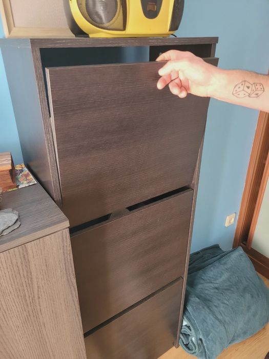 Sapateira com 3 portas