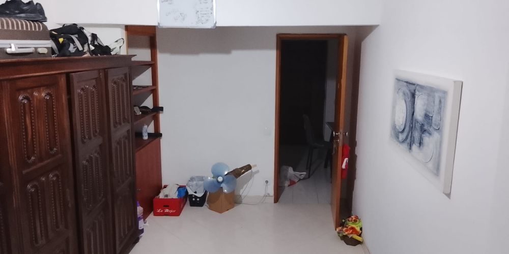 Quarto para arrendar solteiro em Azambuja ao pe estação