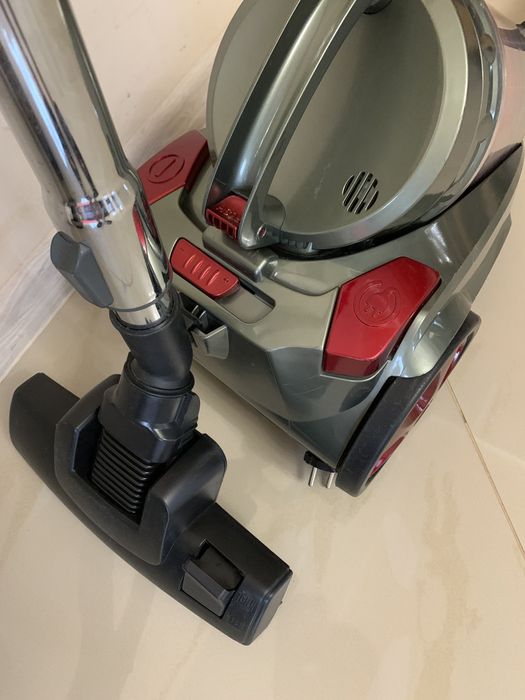 Продам.  пилосос