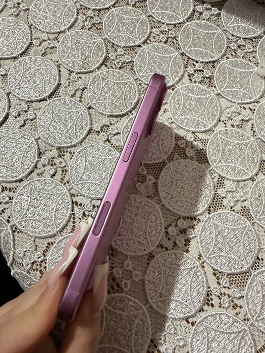 iphone 16  zadbany