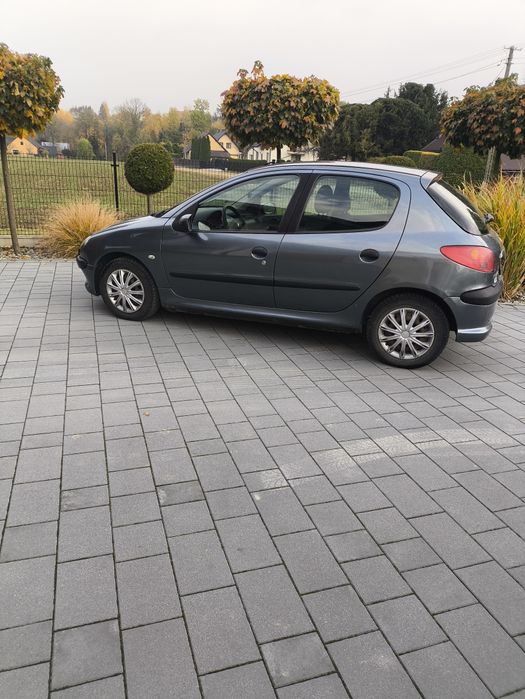 Peugeot 206