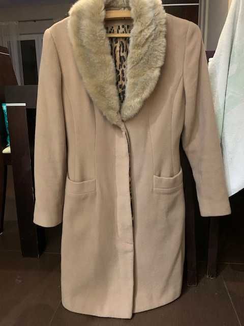 Beżowy płaszcz Giant rozmiar M