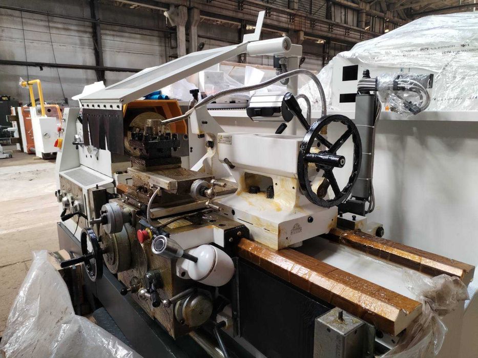 Токарный станок по металлу  BLIN Machinery BL-HL-B50