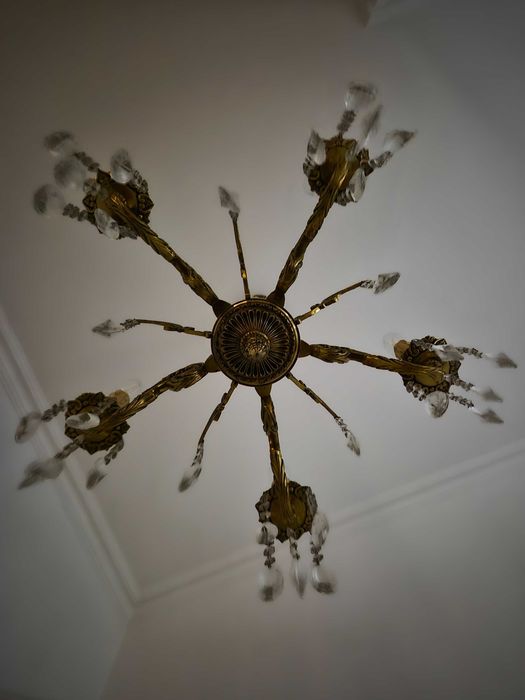 Lustre Vintage 6 Braços em Latão e Cristal – Estilo Neoclássico