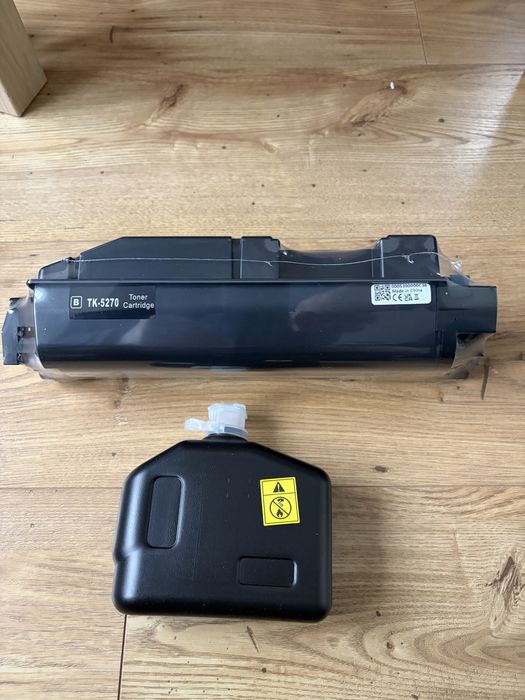 Czarny toner Kyocera TK-5270