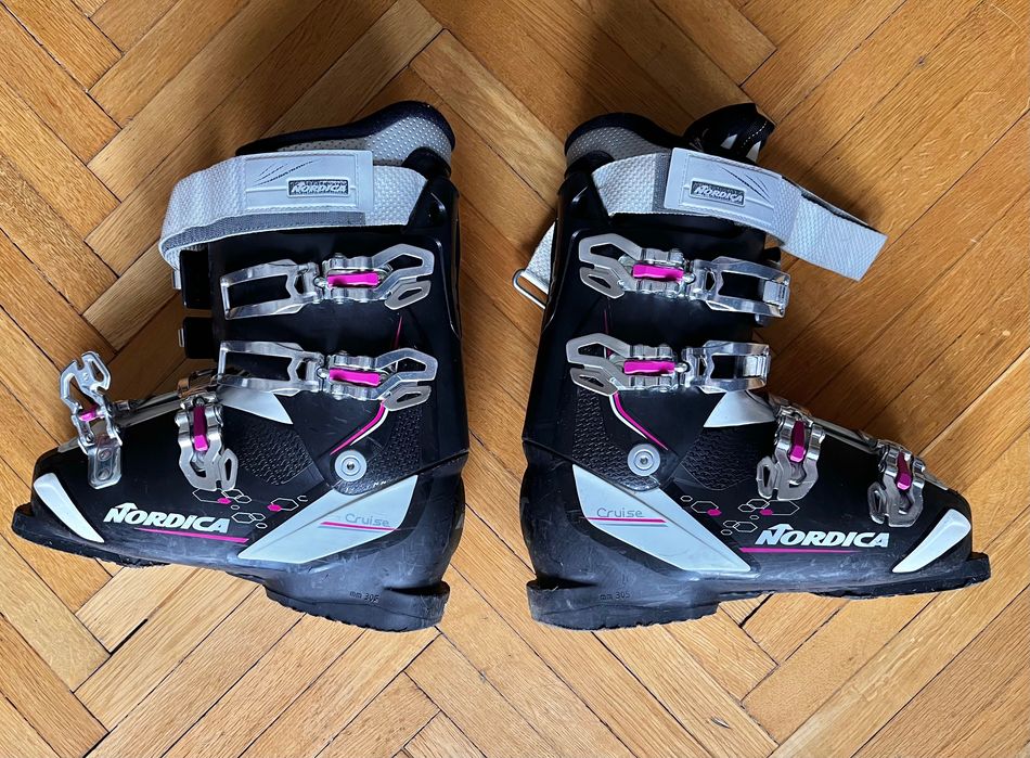 Buty narciarskie Nordica Cruise 305 mm czarne
