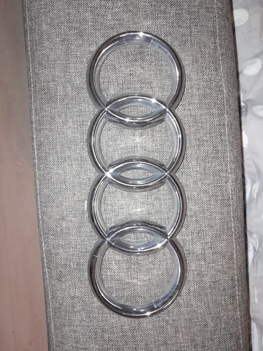 Atrapa chłodnicy Audi a3 8P