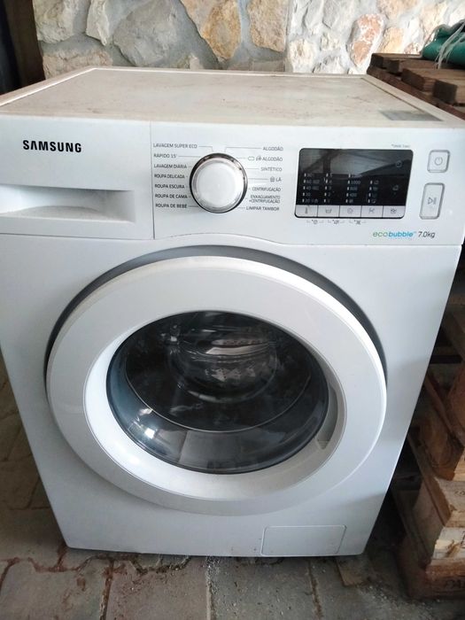 Máquina de lavar roupa