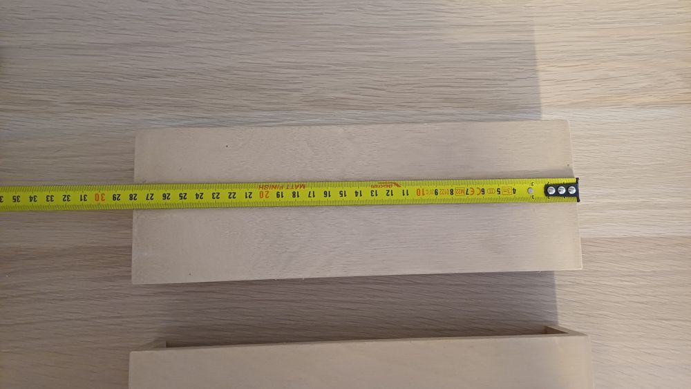 4 bases de madeira (exposição)