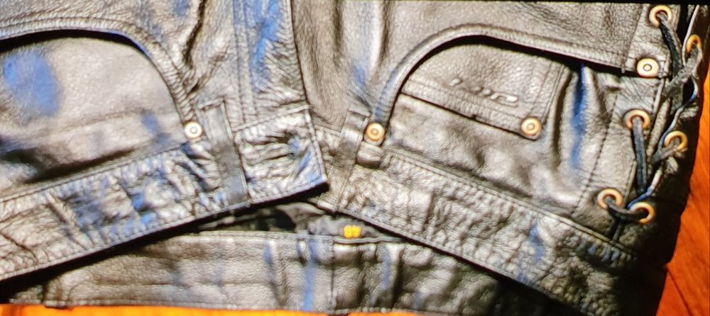 Motocyklowe skorzane spodnie  rozmiar 48