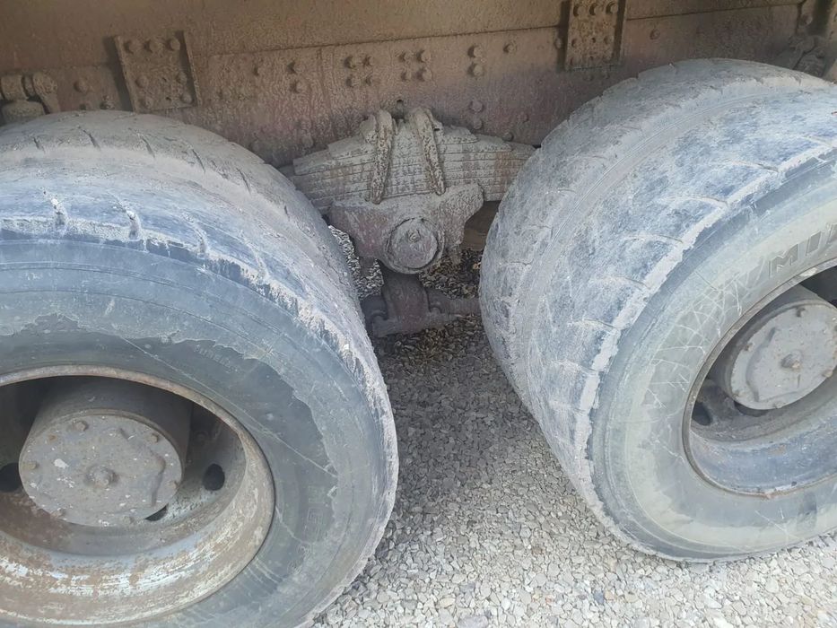 MOSTY MOST TYLNY NAPĘDOWY IVECO EUROTRAKKER  WÓZEK Z RESORAMI