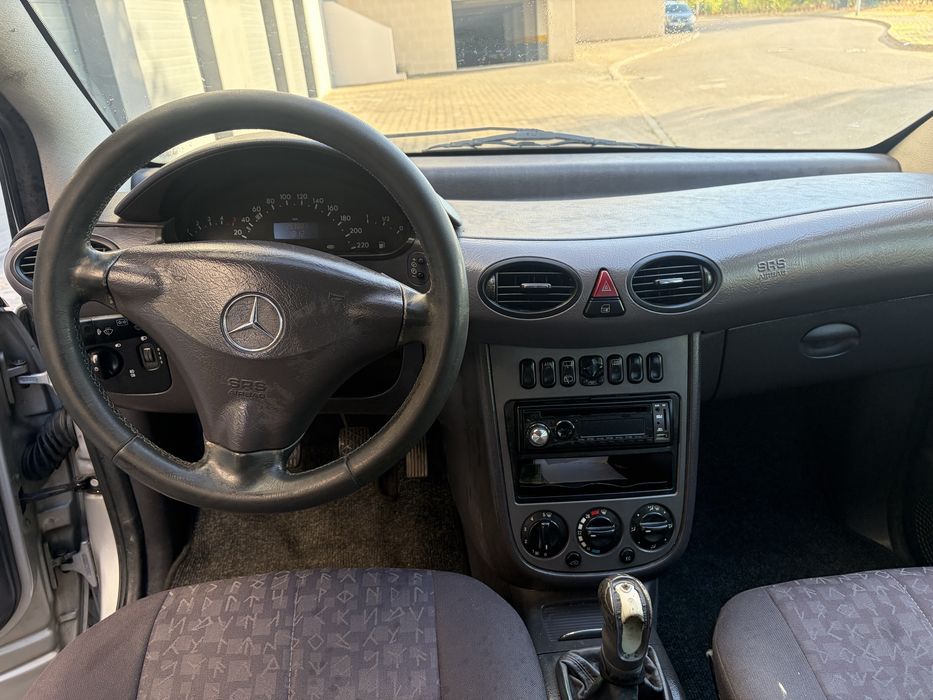 Mercedes Benz A160