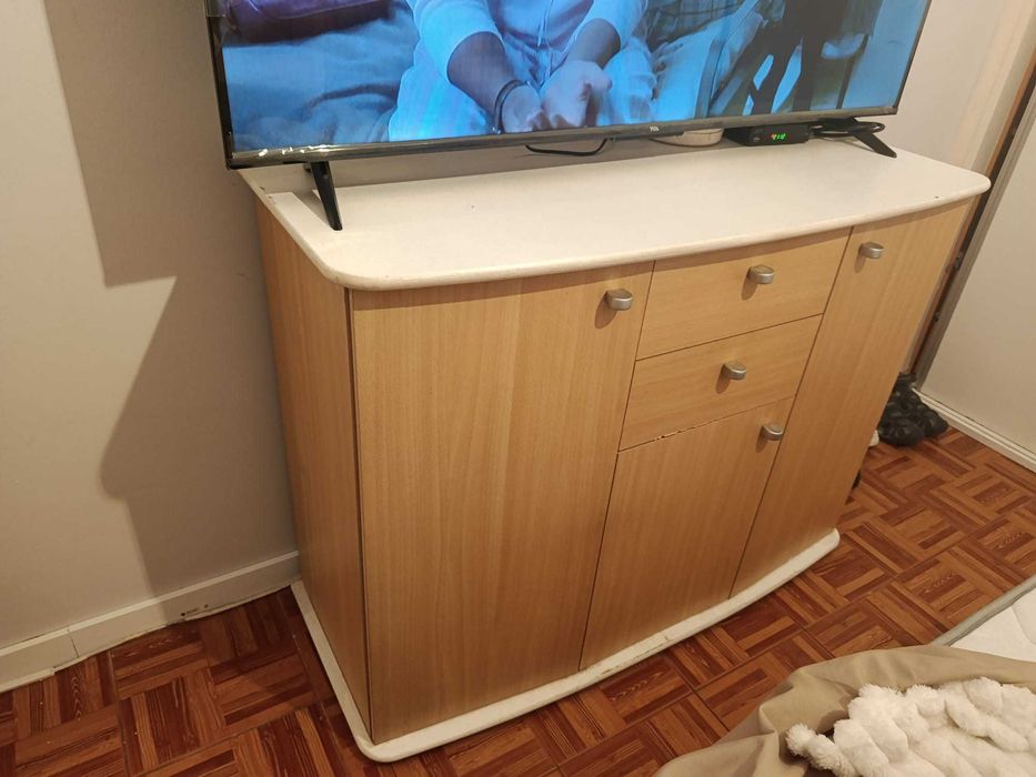 móveis antigos, em bom estado