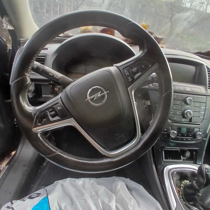 Vendo material opel insignia