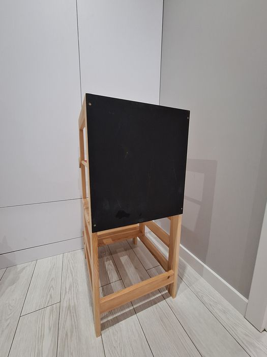 Helper kitchen z tablicą kredową