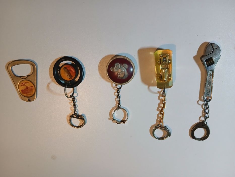 Breloczki do kluczy z prl  różne