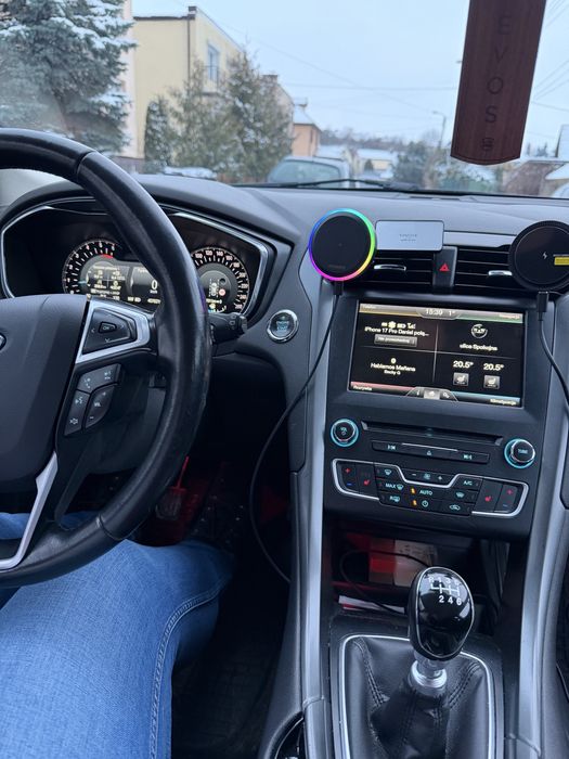 Ford Mondeo Mk5 Titanium sam parkuje 2.0 TDCi 150HP