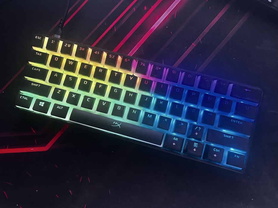 Sprzedam klawiaturę HK Gaming GK61 na optycznych switchach.