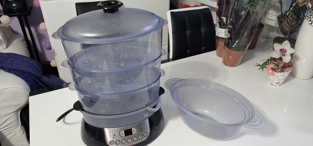 Parowar Philips HD9140