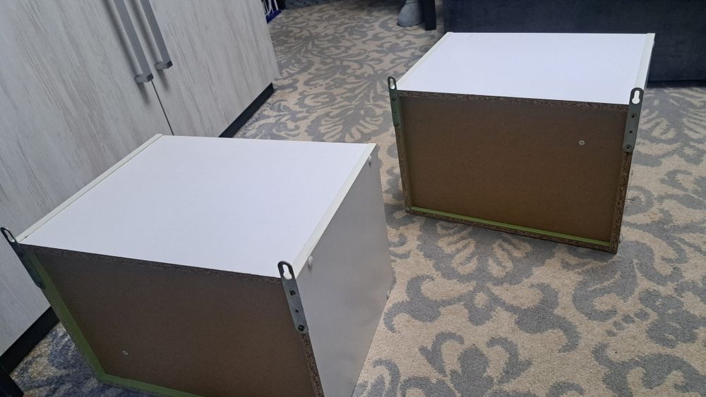 Полички для кімнати