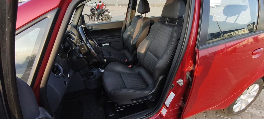 Mitsubishi Colt 1.3 автомат