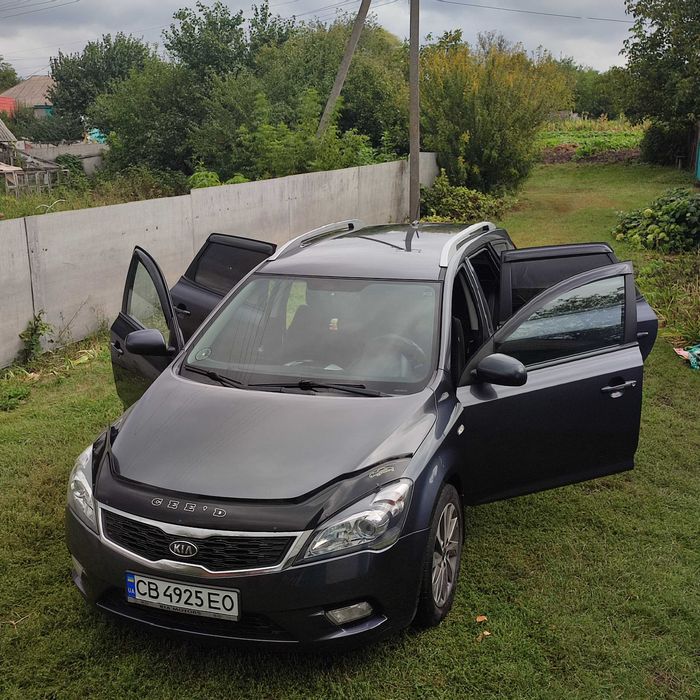 Продам КІА Ceed 2010 р. 1.6 D