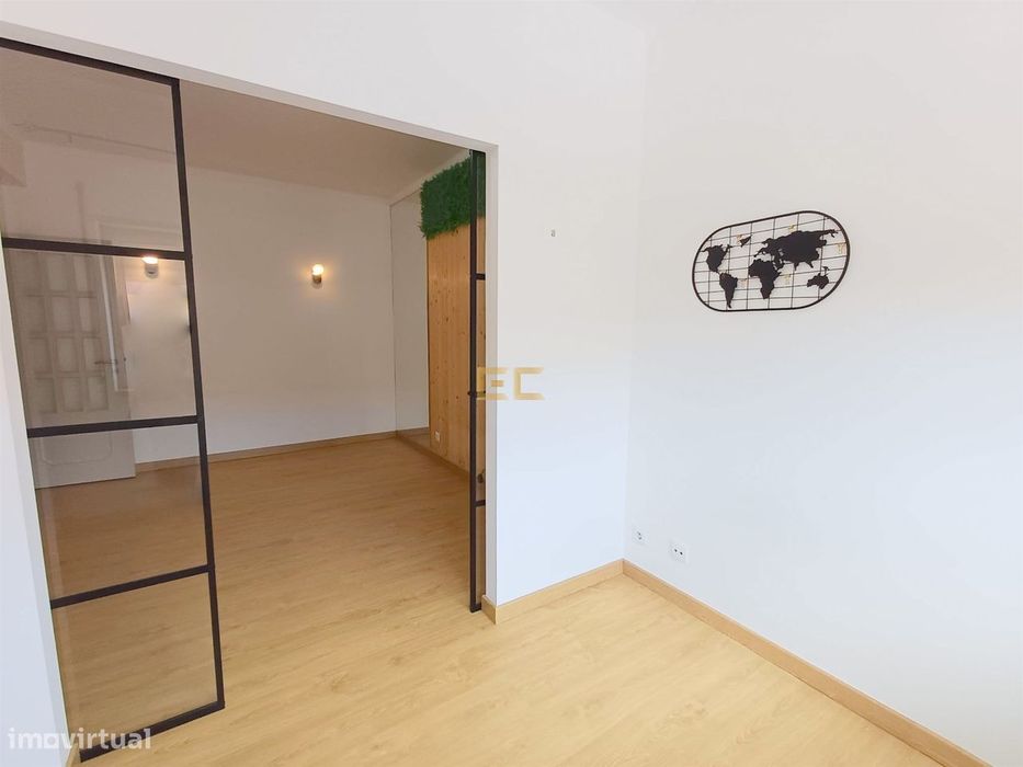 Apartamento T1 para Arrendamento – Abadias!