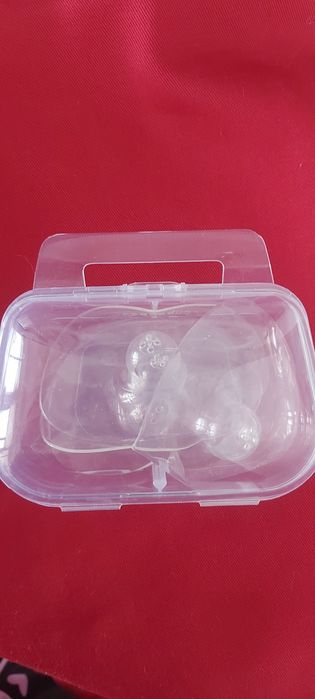 Накладки на грудь силиконовые 4 шт