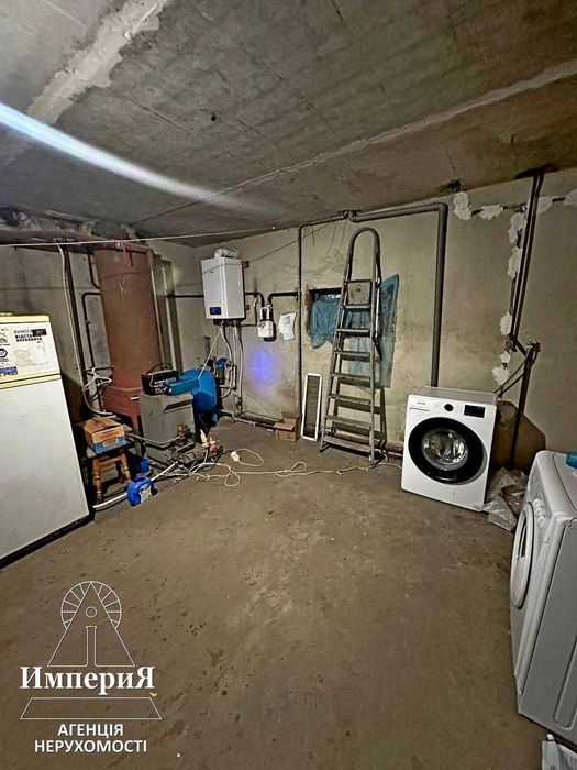 Продам будинок 210 кв.м.Ремонт.Всі комунікації.