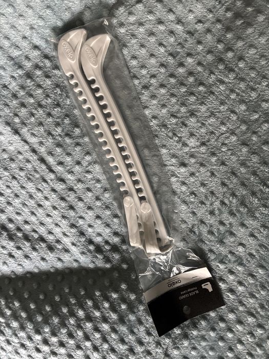 Nowe ochraniacze łyżwy Oxelo