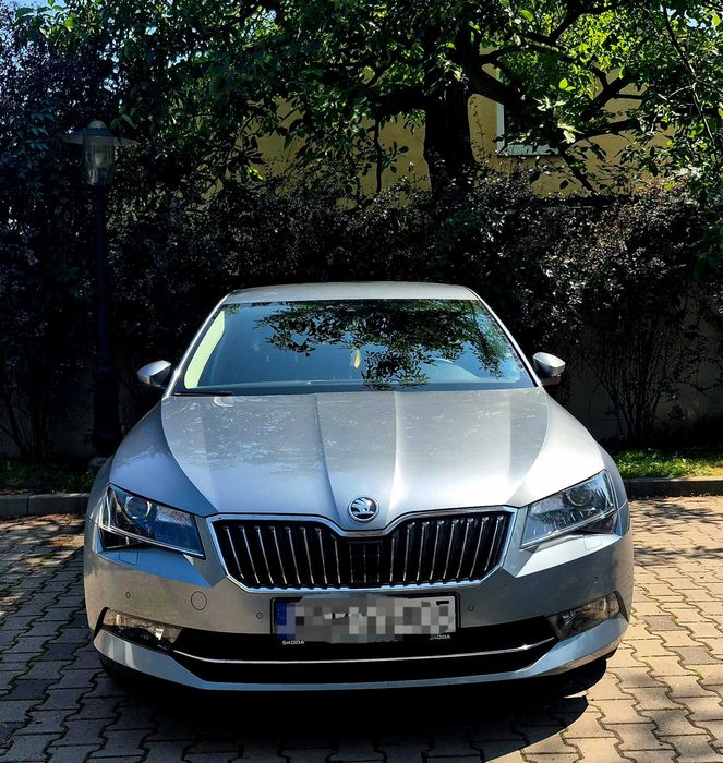 SKODA Superb 2.0 TSI