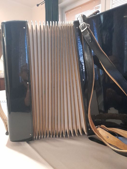Sprzedam akordeon HOHNER VERDI II