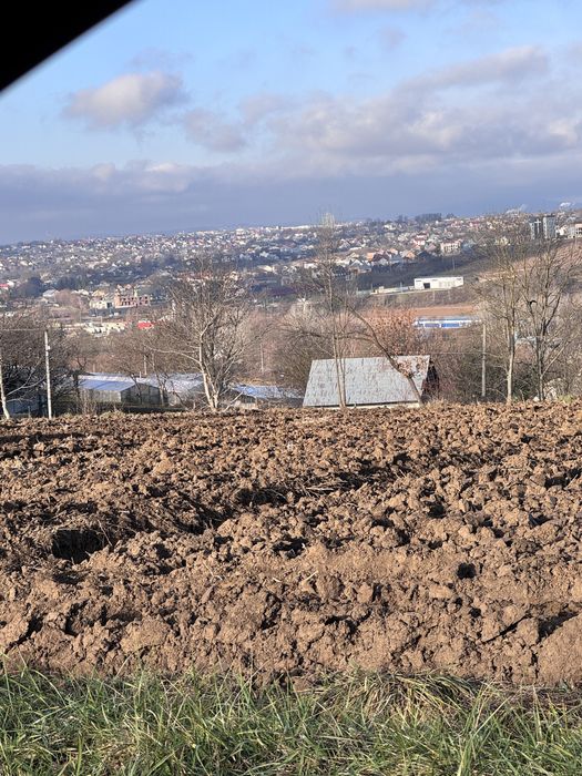 Земельна ділянка,14 соток у с.Молодія, 8км від Кварцу