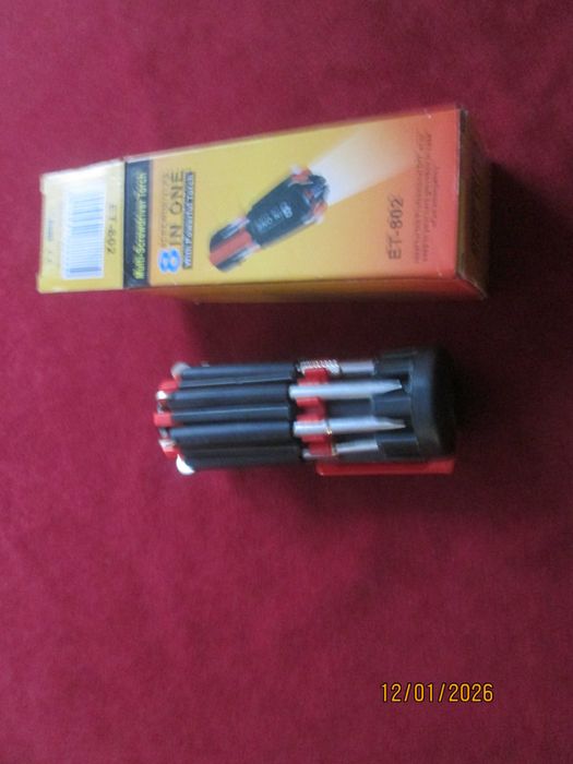 Multi –Screwdriver Torch-śrubokręty