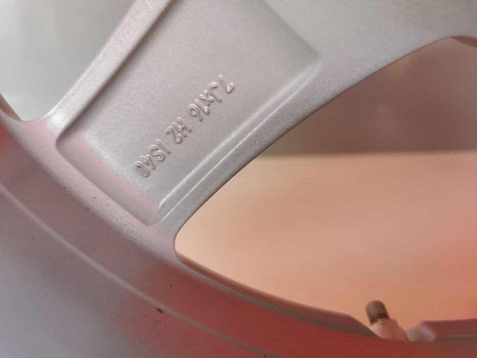 Felgi 16" 5x120 Opel Insignia Vivaro Renault Trafic 72,6mm 71,1mm