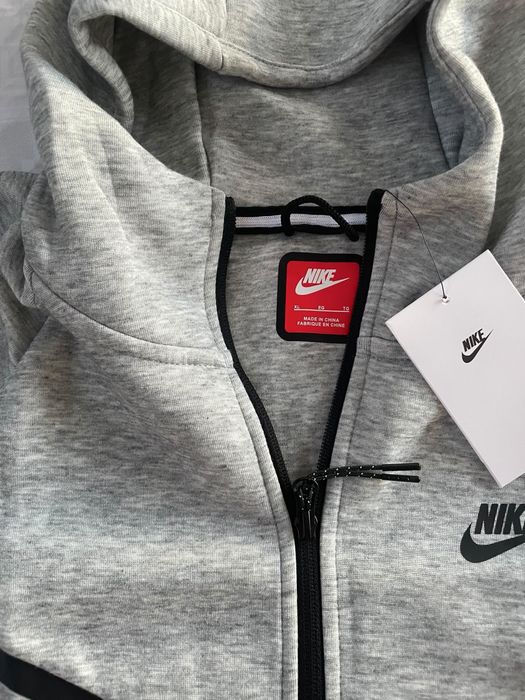 Casaco Nike Tech Fleece