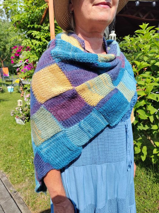 Chusta trójkątna szal wełna merino HANDMADE