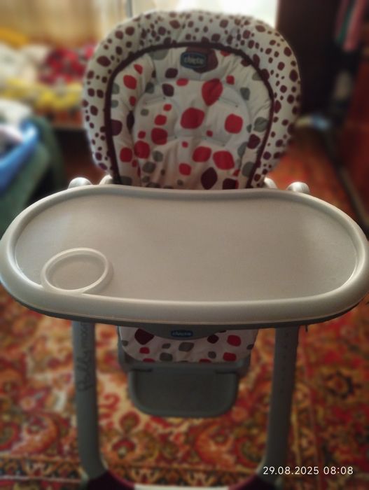 Стільчик для годування чіко