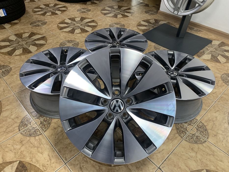 Диски R18 , 5/112 , ET51 , 7.5J*18H2 , 1KO 601 025 BE