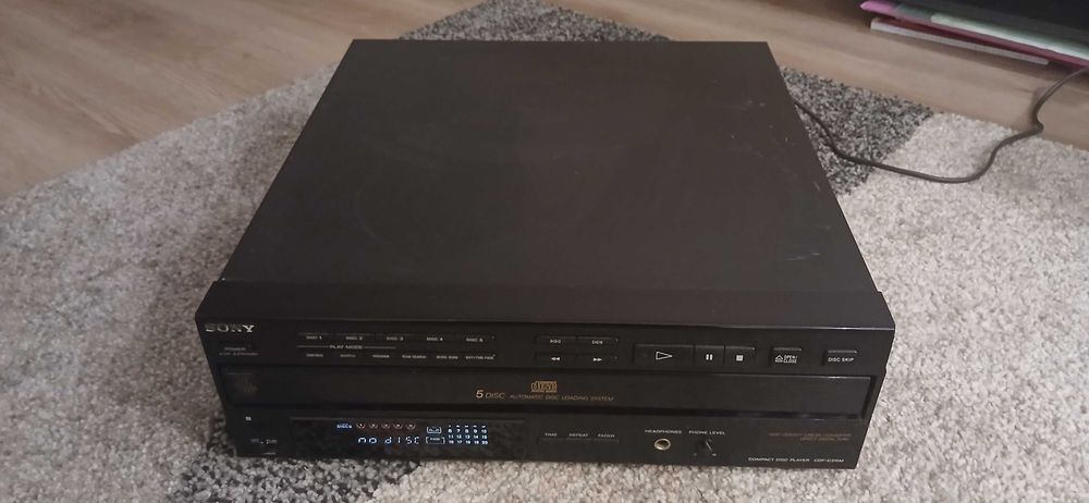 Leitor de CDs Sony CDP-C315M (Carrossel para 5 CDs) - Totalmente Funcional