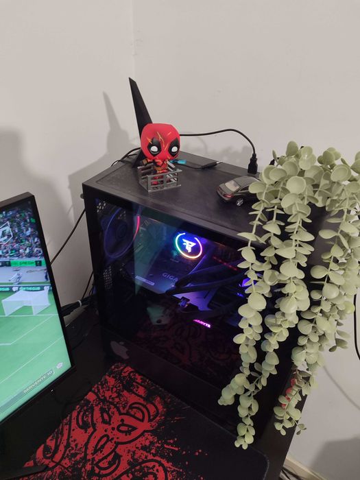 PC Gamer em muito  estado