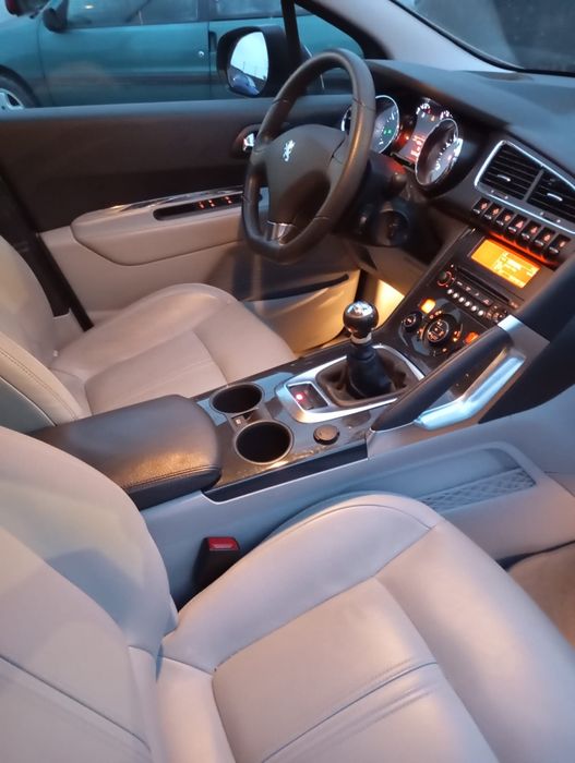 Vendo peugeot 3008 para peças