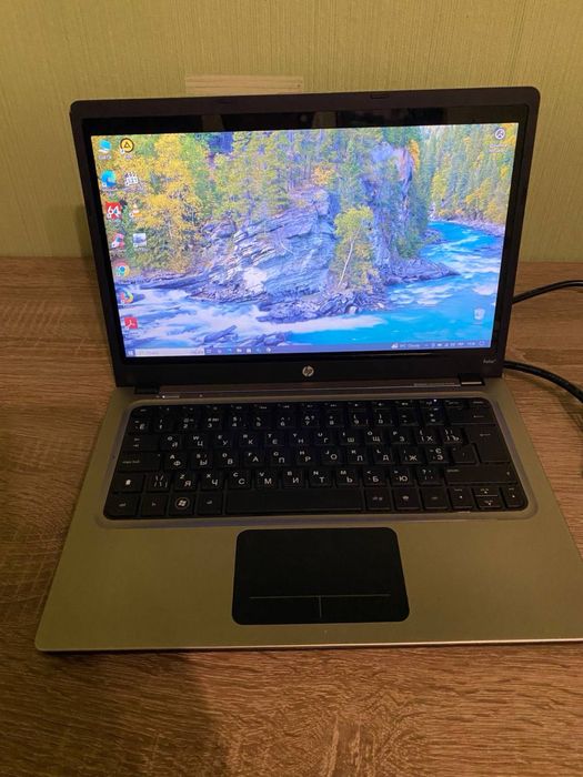 Ноутбук HP Folio 13
