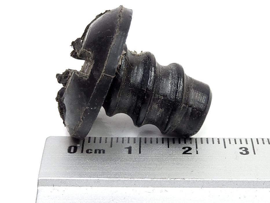 Śruba siodełka sprężyny Romet Wigry Jubilat Flaming Karlik Zenit Alka