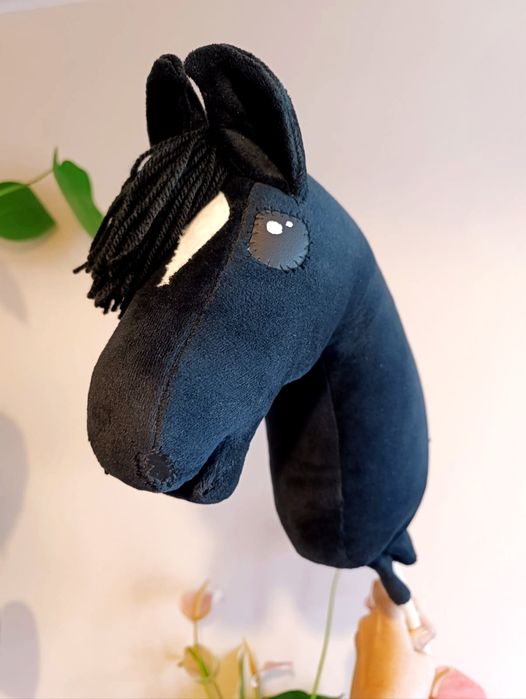 Hobby horse A4, czarny, kary, nowy