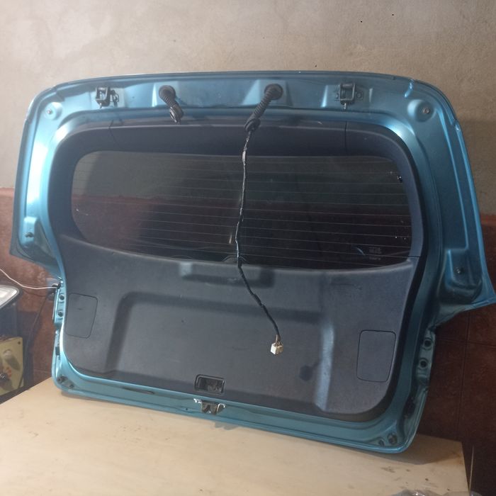 Кришка багажника мітсубісі асх Mitsubishi asx