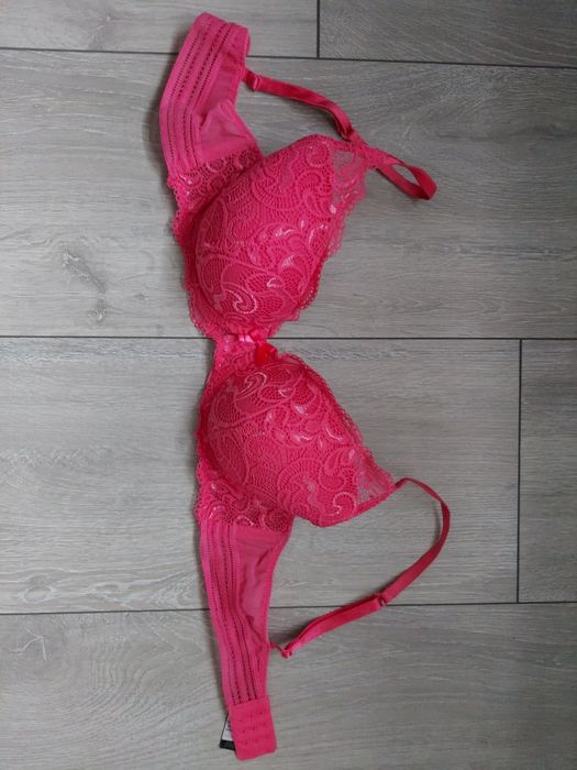 Piękny sexy seksowny stanik biustonosz koronka koronki 80B